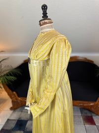 Robe du soir Empire en soie à motifs, vers 1810