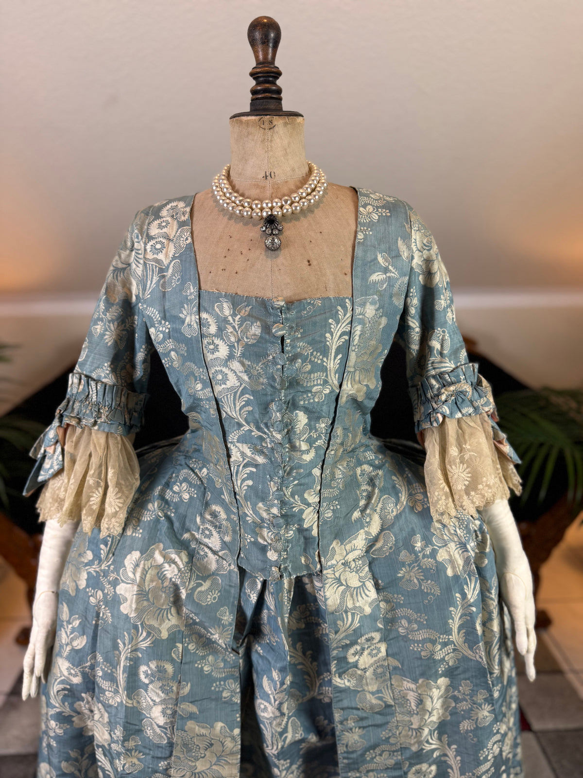 Robe à la Française in blue and cream silk damask – Authentic Eighteenth‑Century Gown, ca. 1770