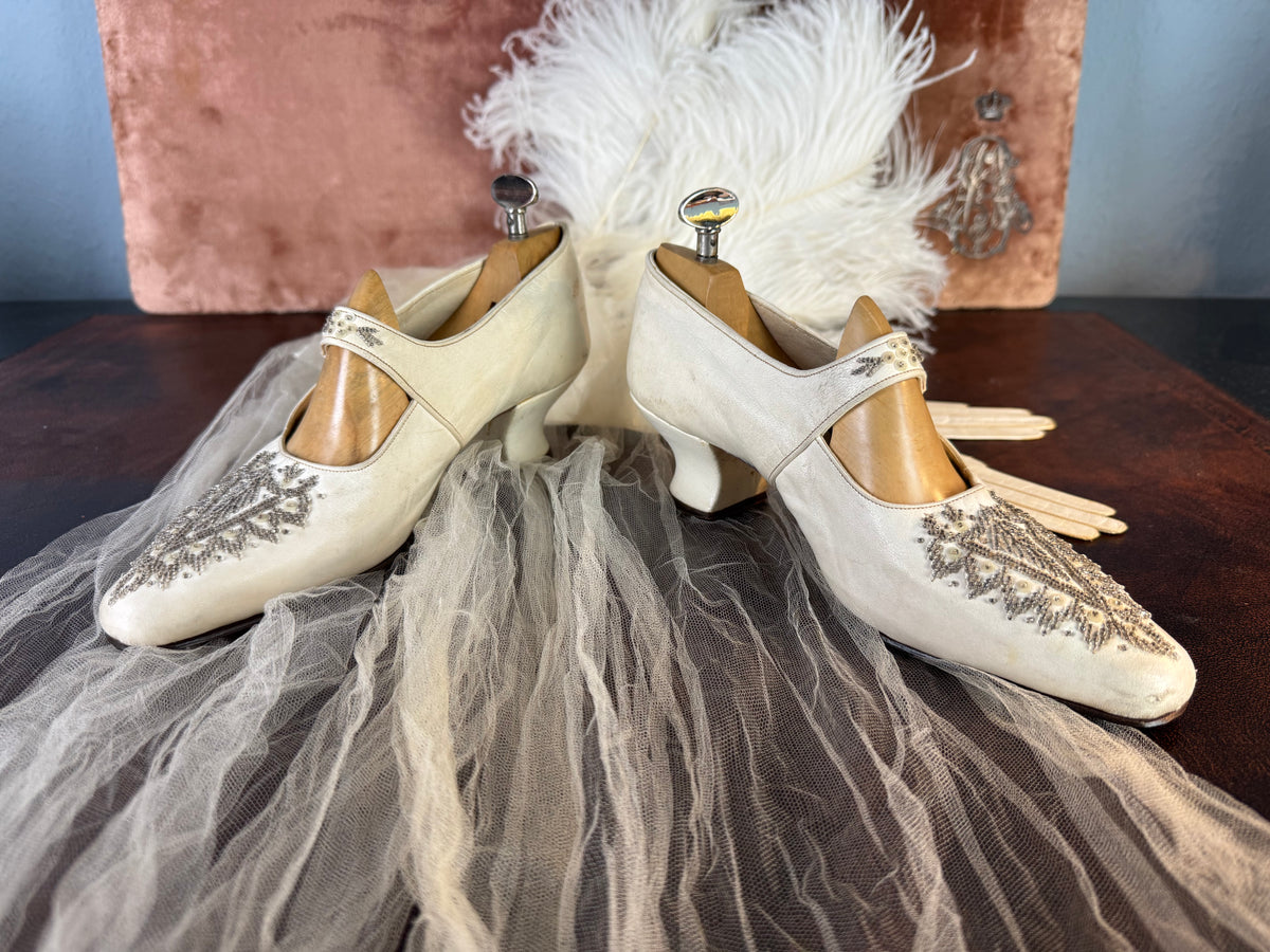 Antique Evening Shoes in Goatskin Leather, England, ca. 1907