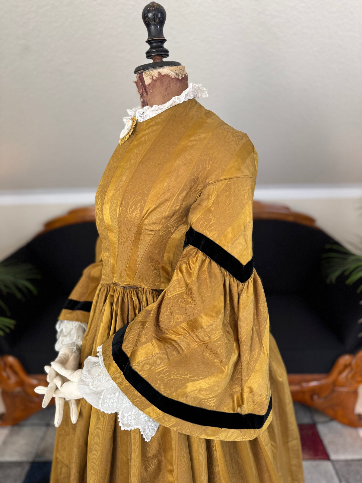 Antique Dark Gold Brocade Victorian Day Dress, ca. 1858 ANTIQUE GOWN Antique Dark Gold Brocade Victorian Day Dress, ca. 1858 ANTIQUE GOWN