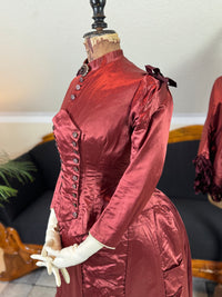 Ensemble de visite victorien antique, vers 1883