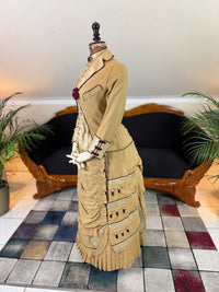 Robe de visite antique de style princesse, vers 1878