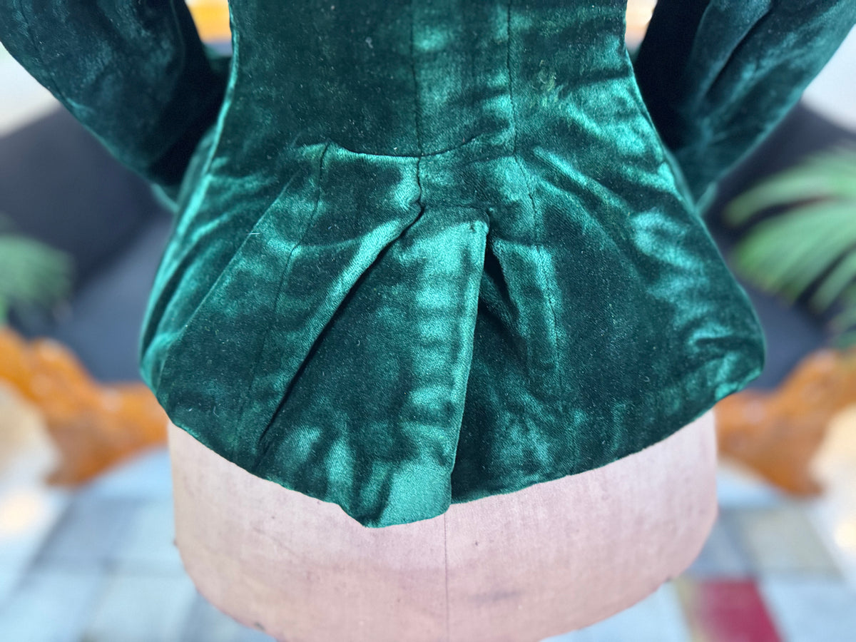 Rare Victorian Riding Jacket, ca. 1878 - Green Velvet, Quilted Silk Lining, Historic Equestrian Fashion