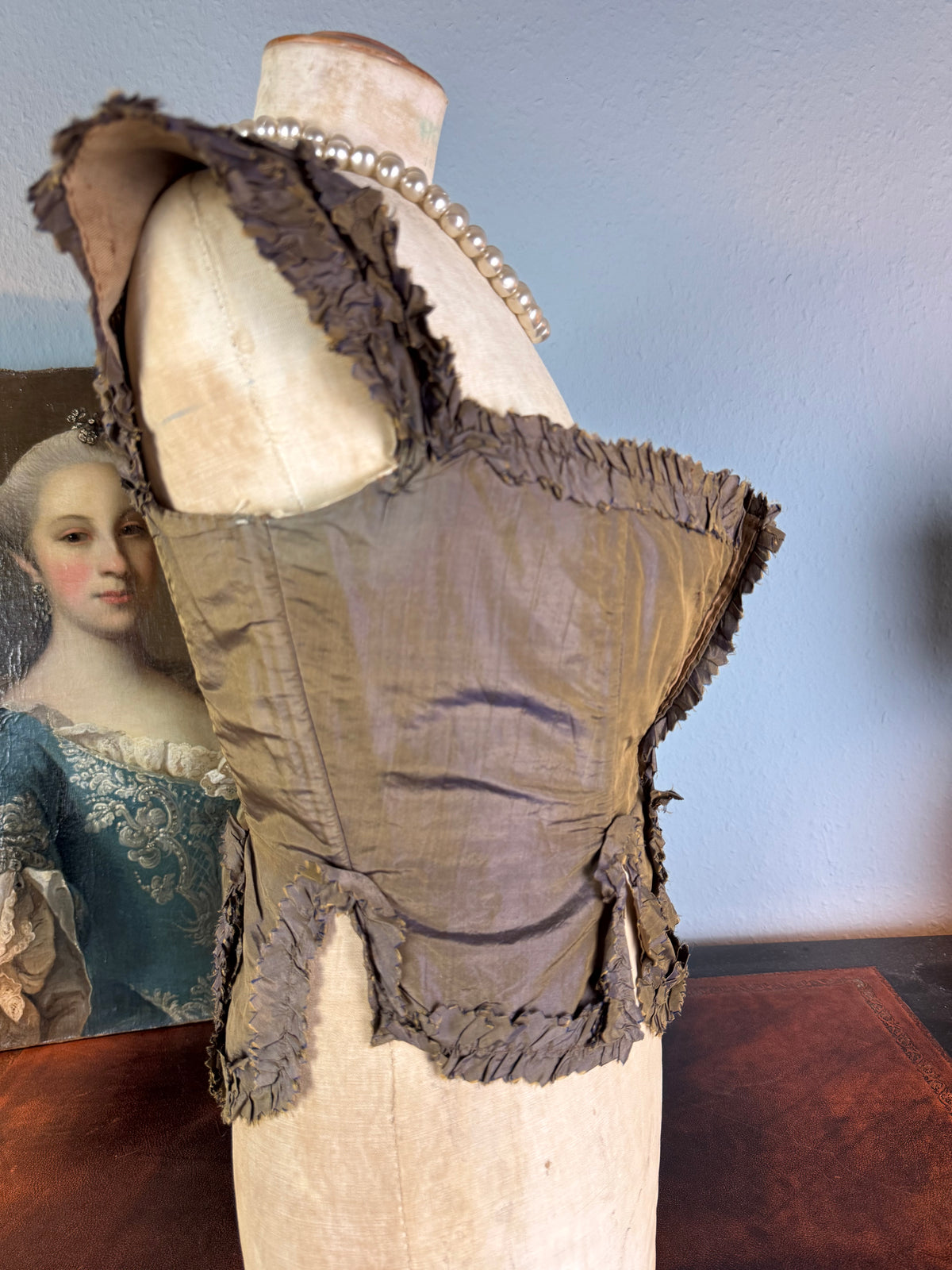 Rococo Bodice for a Young Girl, France, c. 1780 – Antique 18th‑Century Hand‑Sewn Garment