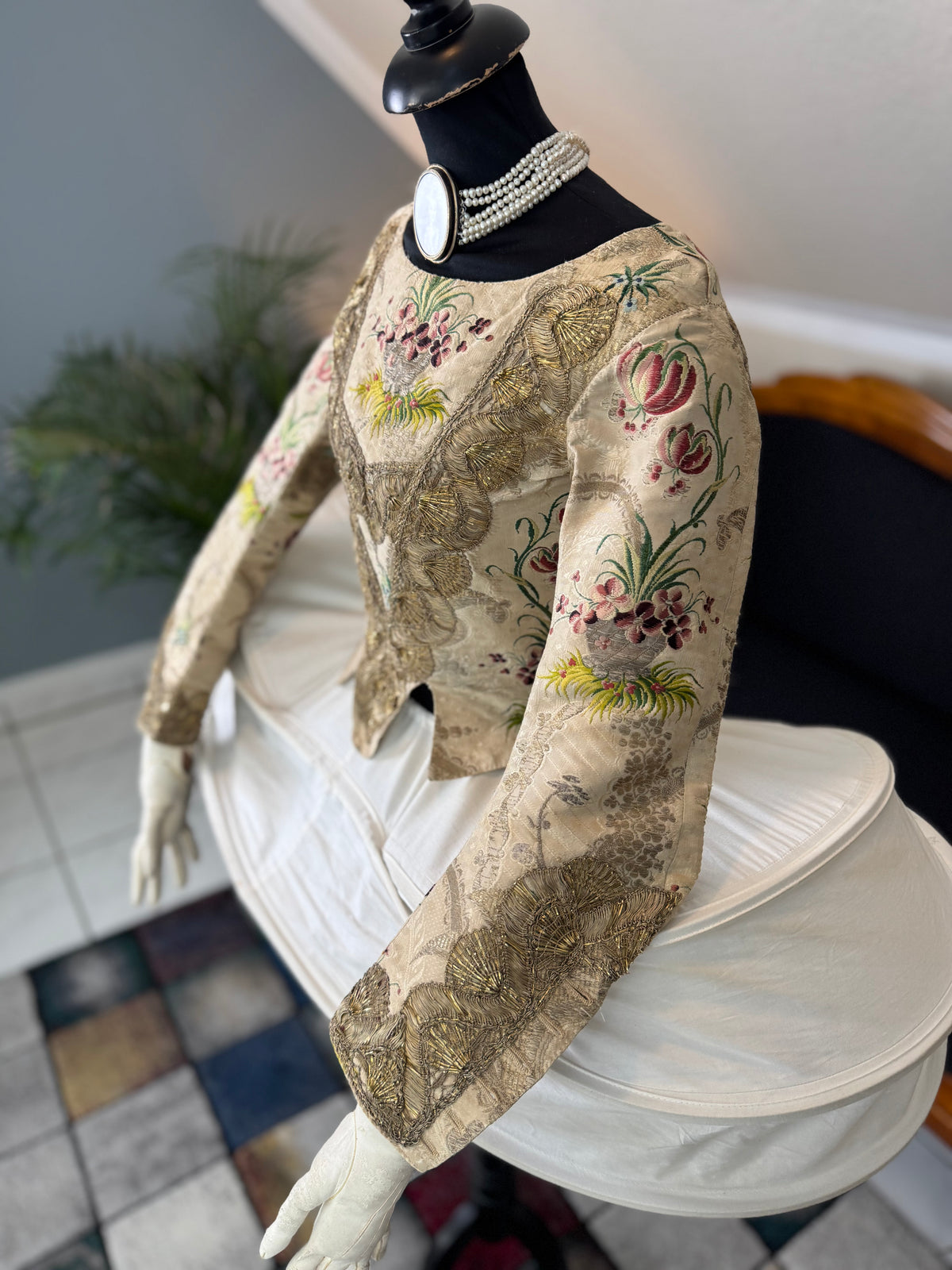 Rare Rococo Bodice, ca. 1765 – Hand‑Stitched French 18th‑Century Garment