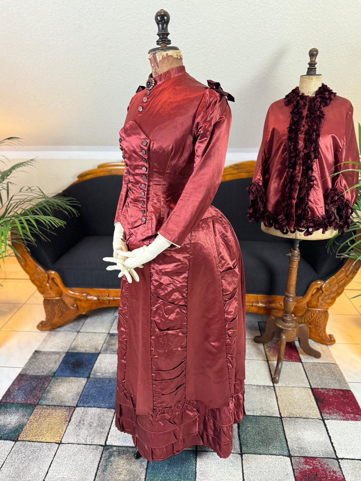 Ensemble de visite victorien antique, vers 1883
