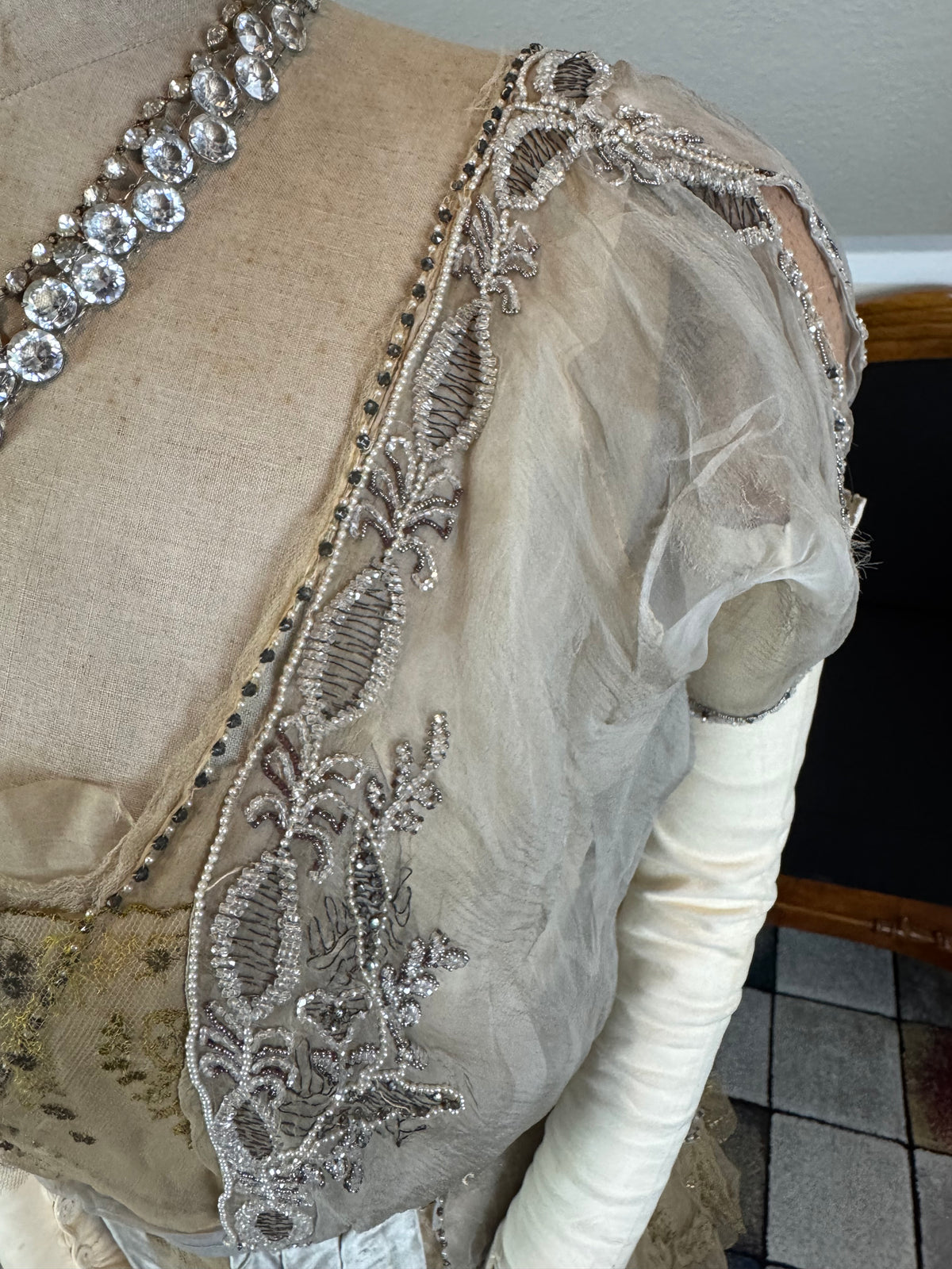Antique GUSTAVE BEER Evening Dress – Silk Chiffon & Velvet, Paris Couture ca. 1912