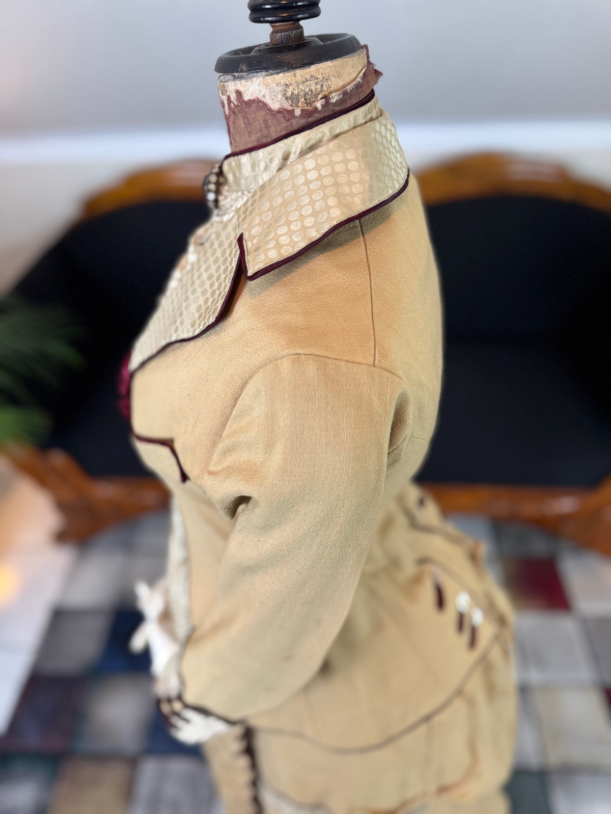 Robe de visite antique de style princesse, vers 1878