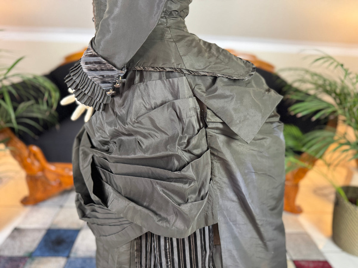 Antique Victorian Bustle Day Dress – American Satin Ensemble circa 1880