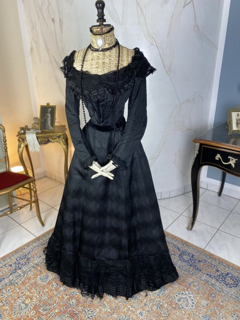 Elegant Day Dress, ca. 1900