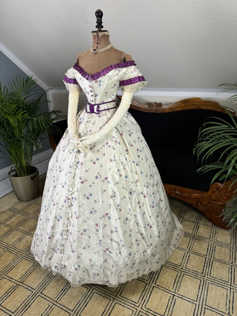 1850-1869 Antique Dresses ANTIQUE GOWN 1850-1869 Antique Dresses ANTIQUE GOWN