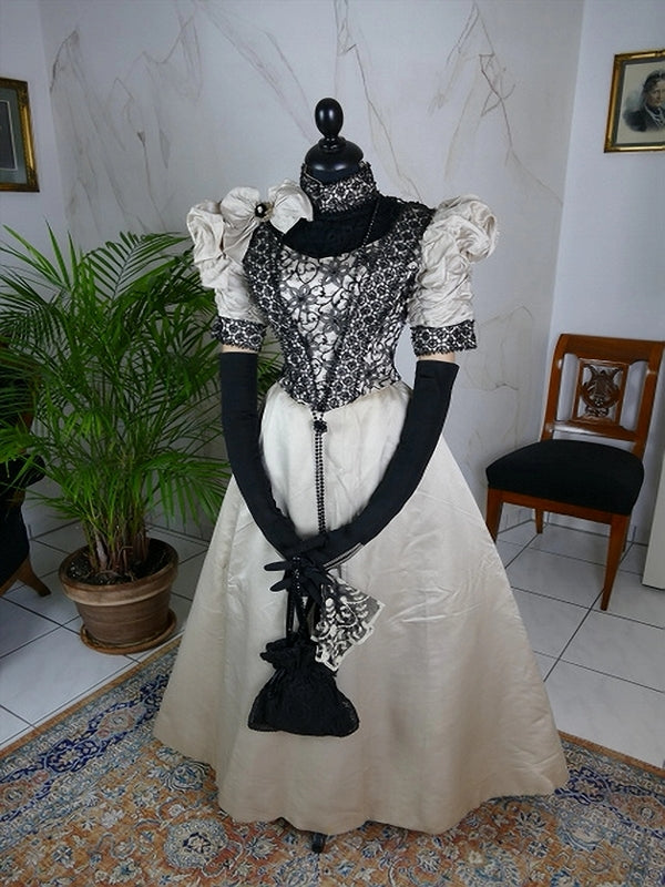 1890-1899 Antique Dresses ANTIQUE GOWN 1890-1899 Antique Dresses ANTIQUE GOWN
