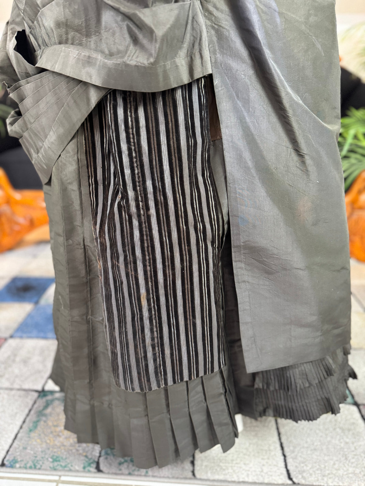 Antique Victorian Bustle Day Dress – American Satin Ensemble circa 1880