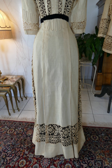 Elegant Walking Ensemble, ca. 1906