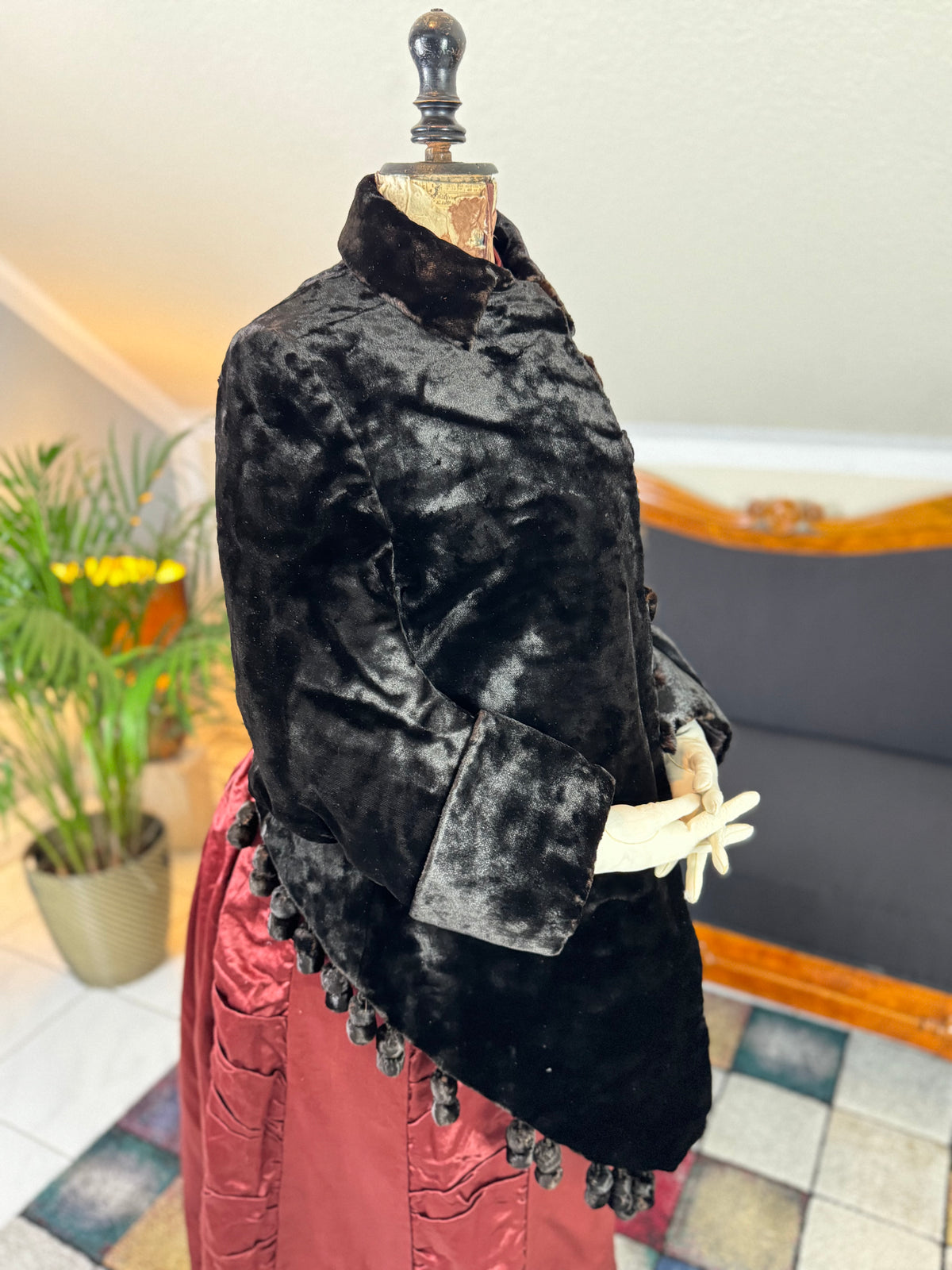 Antique Victorian Velvet Dolman, ca. 1880