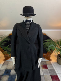 LEGG & MILLARD Antique Riding Ensemble, England, ca. 1904