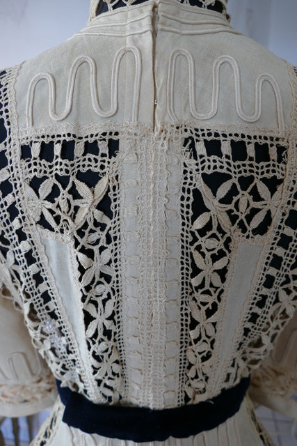 Elegant Walking Ensemble, ca. 1906