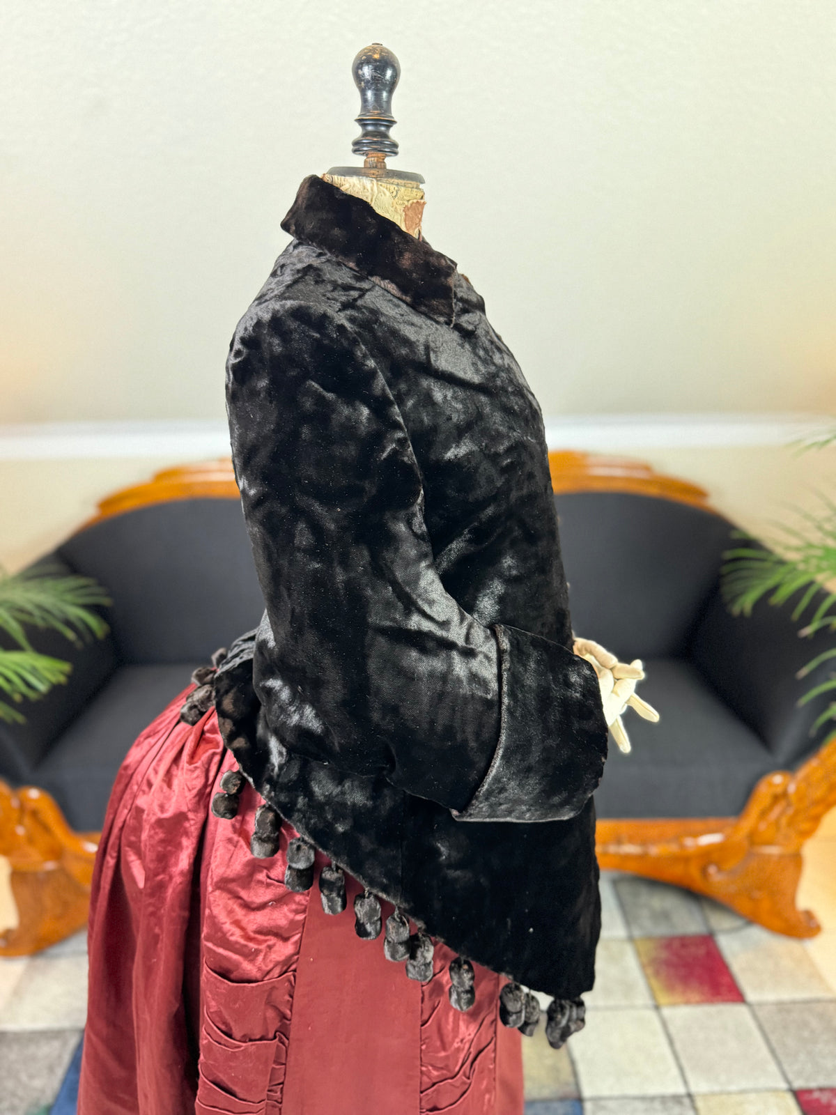 Antique Victorian Velvet Dolman, ca. 1880