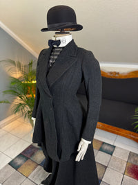 LEGG & MILLARD Antique Riding Ensemble, England, ca. 1904