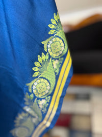 Rococo Elegance in Spitalfields Silk – Antique Stole, ca. 1790