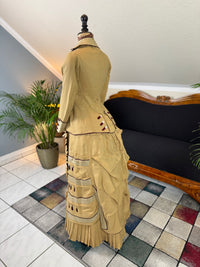 Robe de visite antique de style princesse, vers 1878