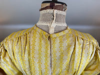 Robe du soir Empire en soie à motifs, vers 1810