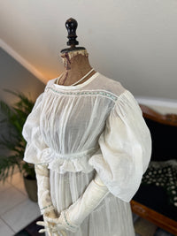 A Lady’s Legacy: Regency-to-Romantic Garments of Mary Newhall, England, ca. 1828