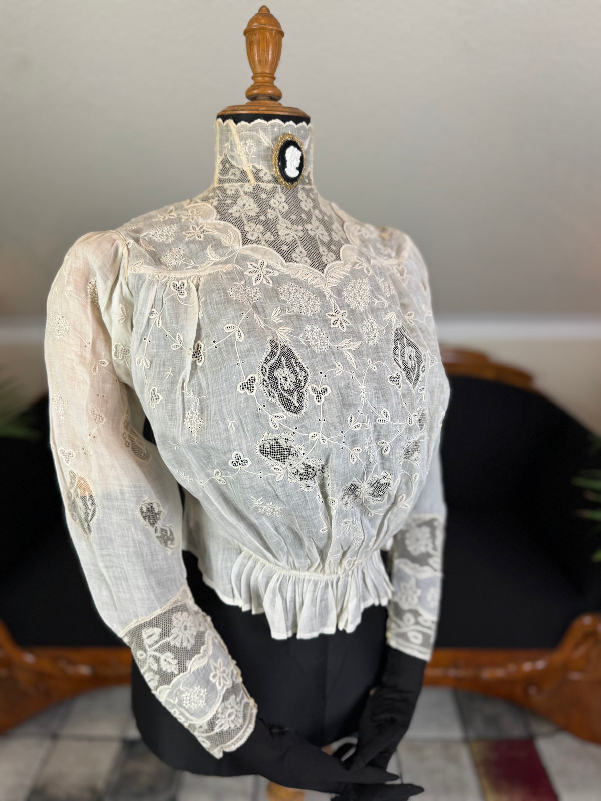 Irish Lace and Whitework Blouse, ca. 1908