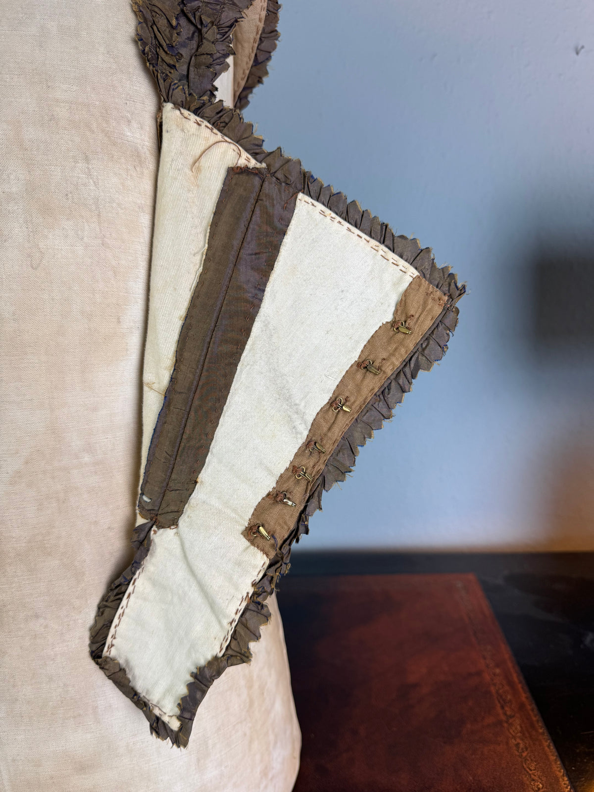 Rococo Bodice for a Young Girl, France, c. 1780 – Antique 18th‑Century Hand‑Sewn Garment
