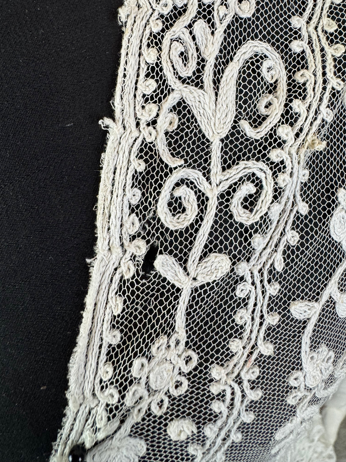 Edwardian White Embroidered Tulle Jacket, England, ca. 1906 – Decorative Overlay Garment
