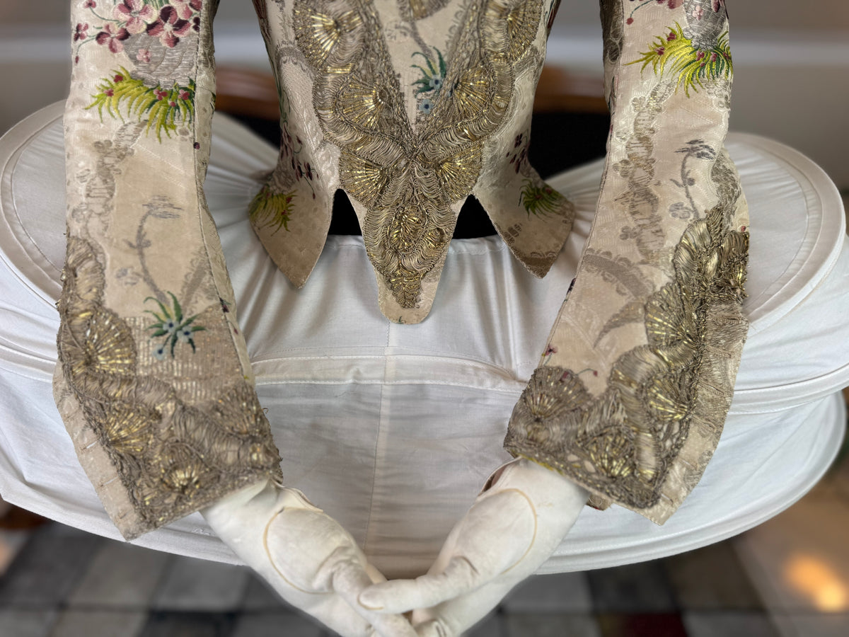 Rare Rococo Bodice, ca. 1765 – Hand‑Stitched French 18th‑Century Garment