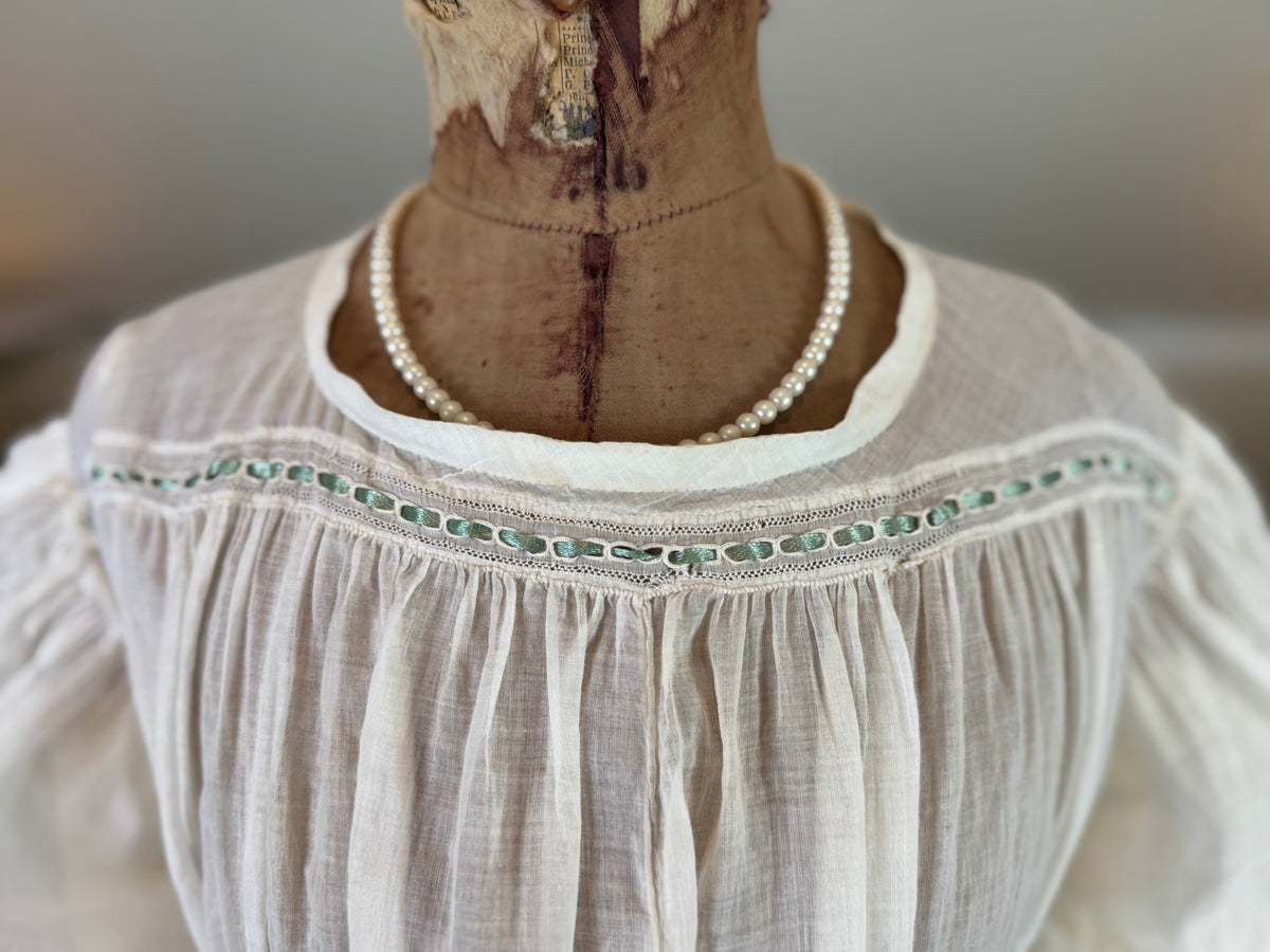 A Lady’s Legacy: Regency-to-Romantic Garments of Mary Newhall, England, ca. 1828