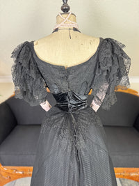 R.A. HIGGINS "Poppy Flower Dress", Pittsburgh, ca. 1896