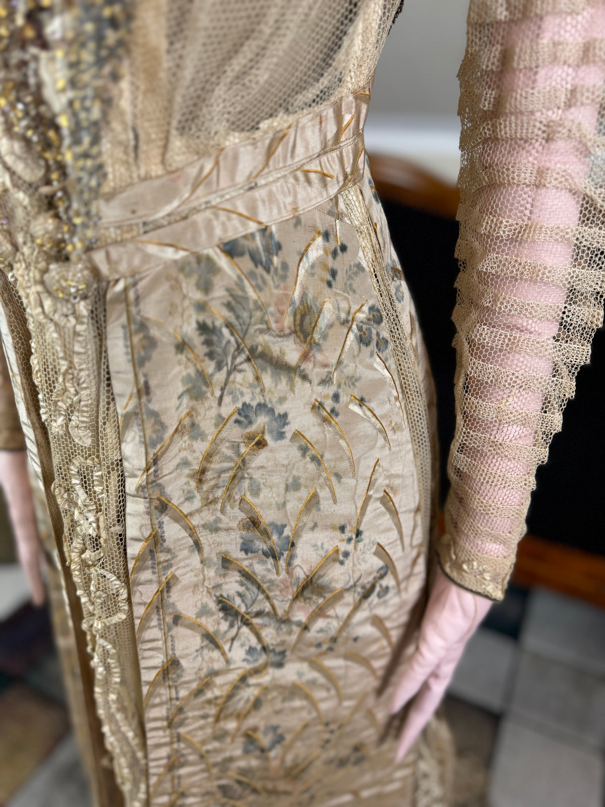Antique Edwardian Evening Dress ca. 1908 – Painted Silk Panels & Crochet Lace Couture