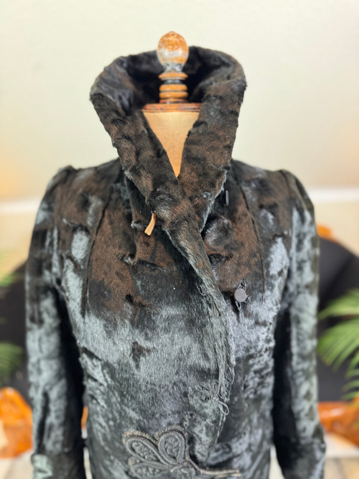 Edwardian ca. 1904 Long Black Faux Beaver‑Fur Coat – Victor Tailoring Co., Chicago