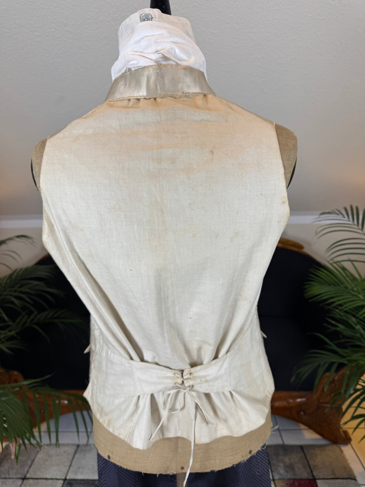 Antique Waistcoat & Blue Silk Knee‑Length Trousers, ca. 1790 – Embroidered Floral Menswear Ensemble