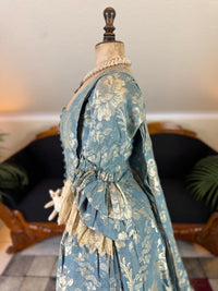 Robe à la Française in blue and cream silk damask – Authentic Eighteenth‑Century Gown, ca. 1770