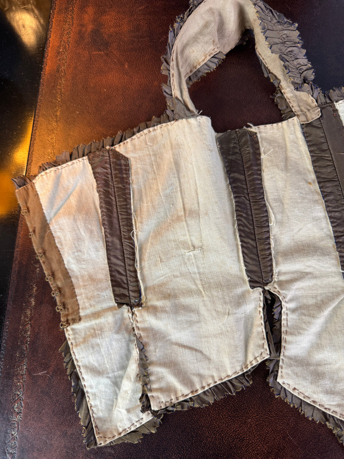 Rococo Bodice for a Young Girl, France, c. 1780 – Antique 18th‑Century Hand‑Sewn Garment