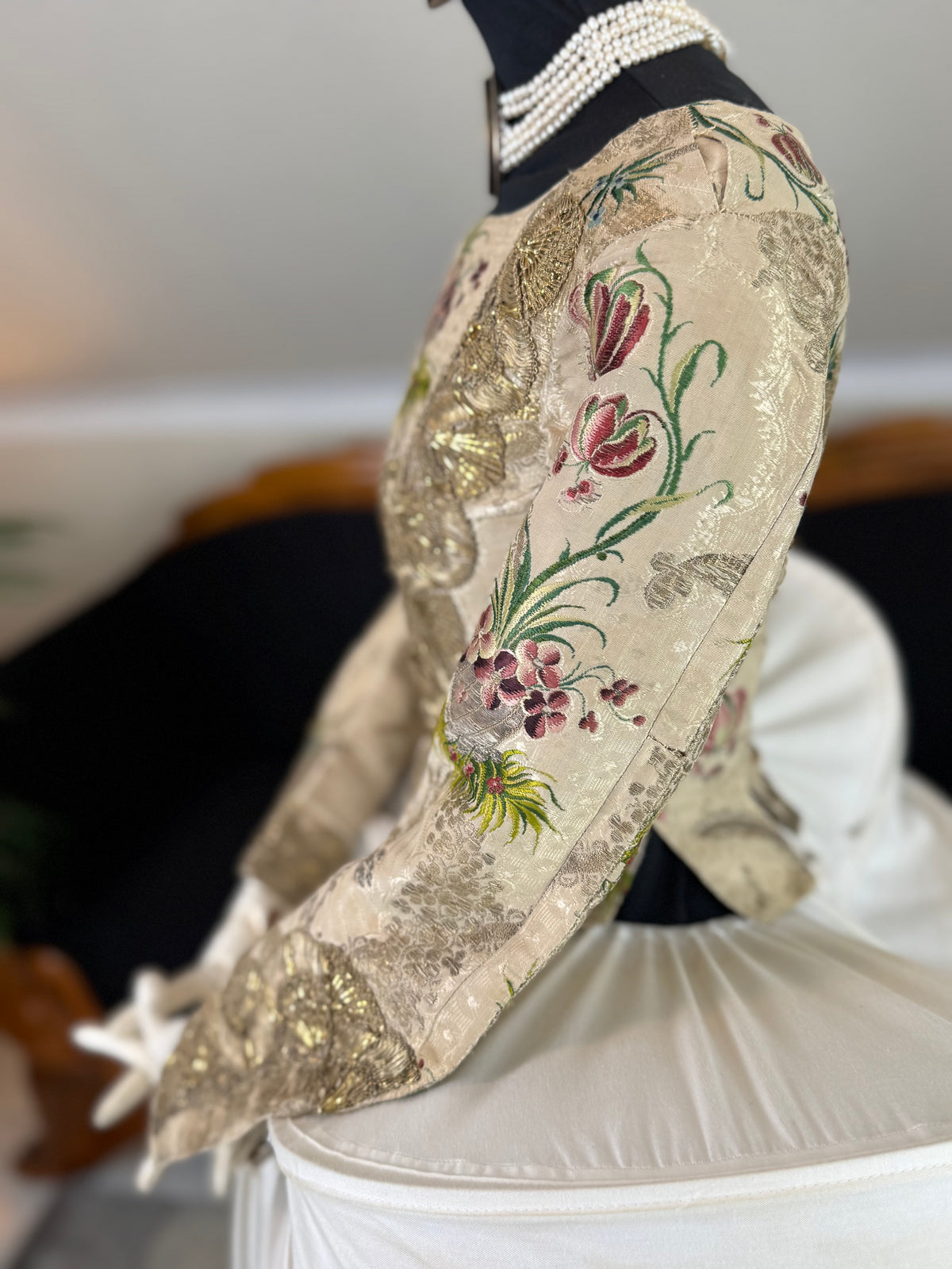 Rare Rococo Bodice, ca. 1765 – Hand‑Stitched French 18th‑Century Garment