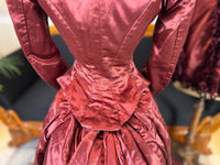 Ensemble de visite victorien antique, vers 1883