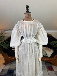 A Lady’s Legacy: Regency-to-Romantic Garments of Mary Newhall, England, ca. 1828