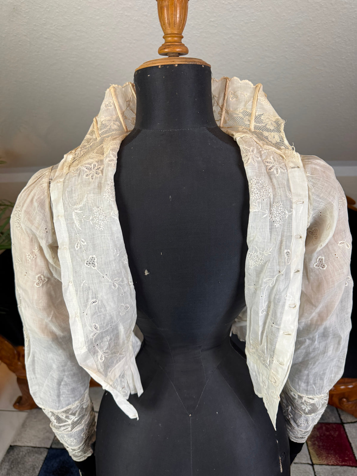 Irish Lace and Whitework Blouse, ca. 1908