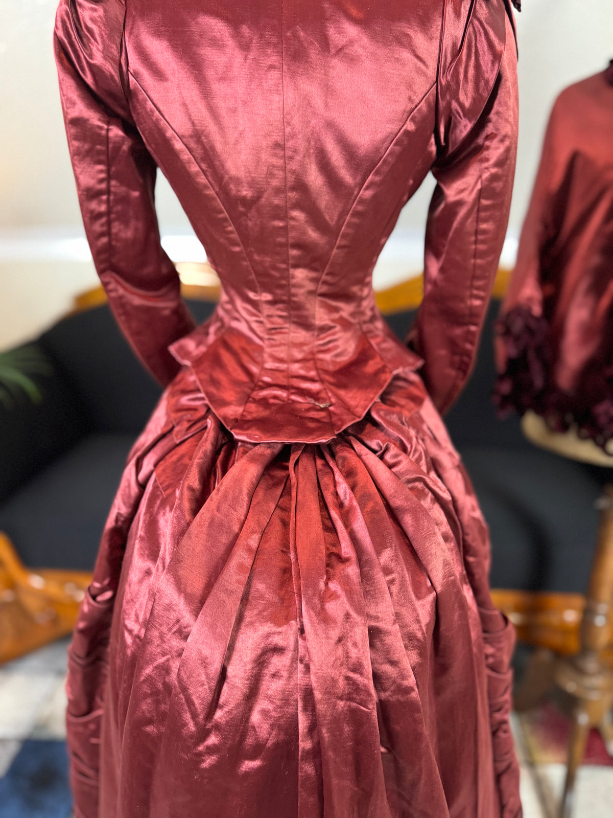 Ensemble de visite victorien antique, vers 1883