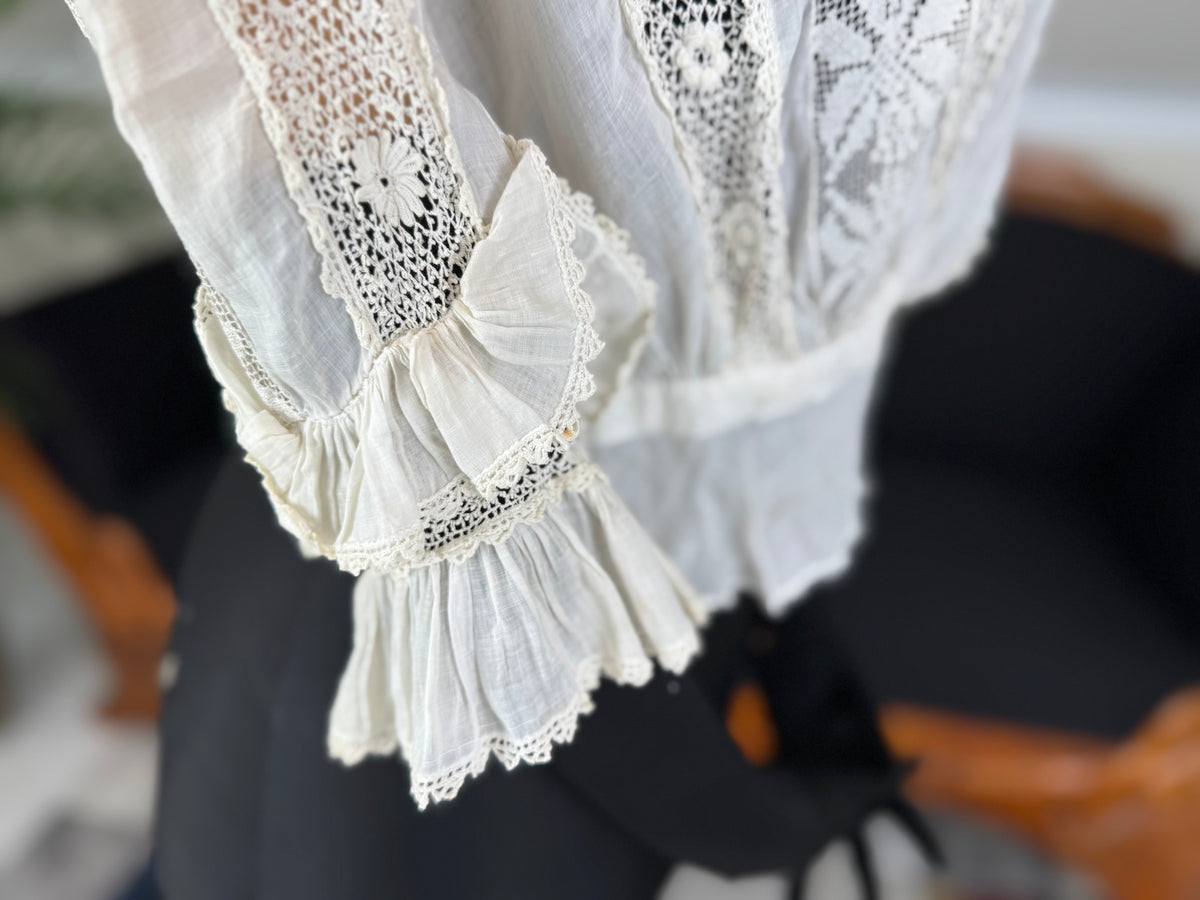 Irish Chrochet and Maltese Lace Blouse, ca. 1904