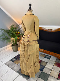 Robe de visite antique de style princesse, vers 1878