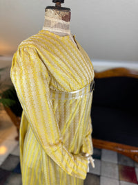 Robe du soir Empire en soie à motifs, vers 1810