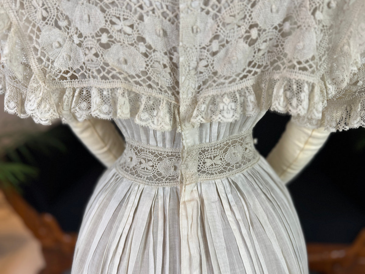 Antique Edwardian Tea Dress, America, ca. 1906
