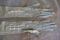Gants d'opéra anciens, vers 1890-1910