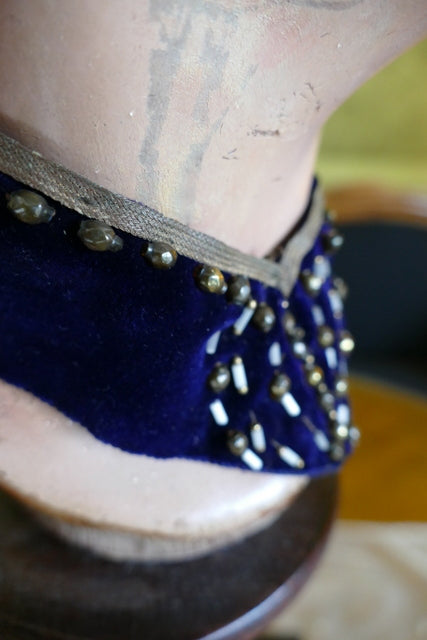 Blue Velvet Collar, ca. 1895