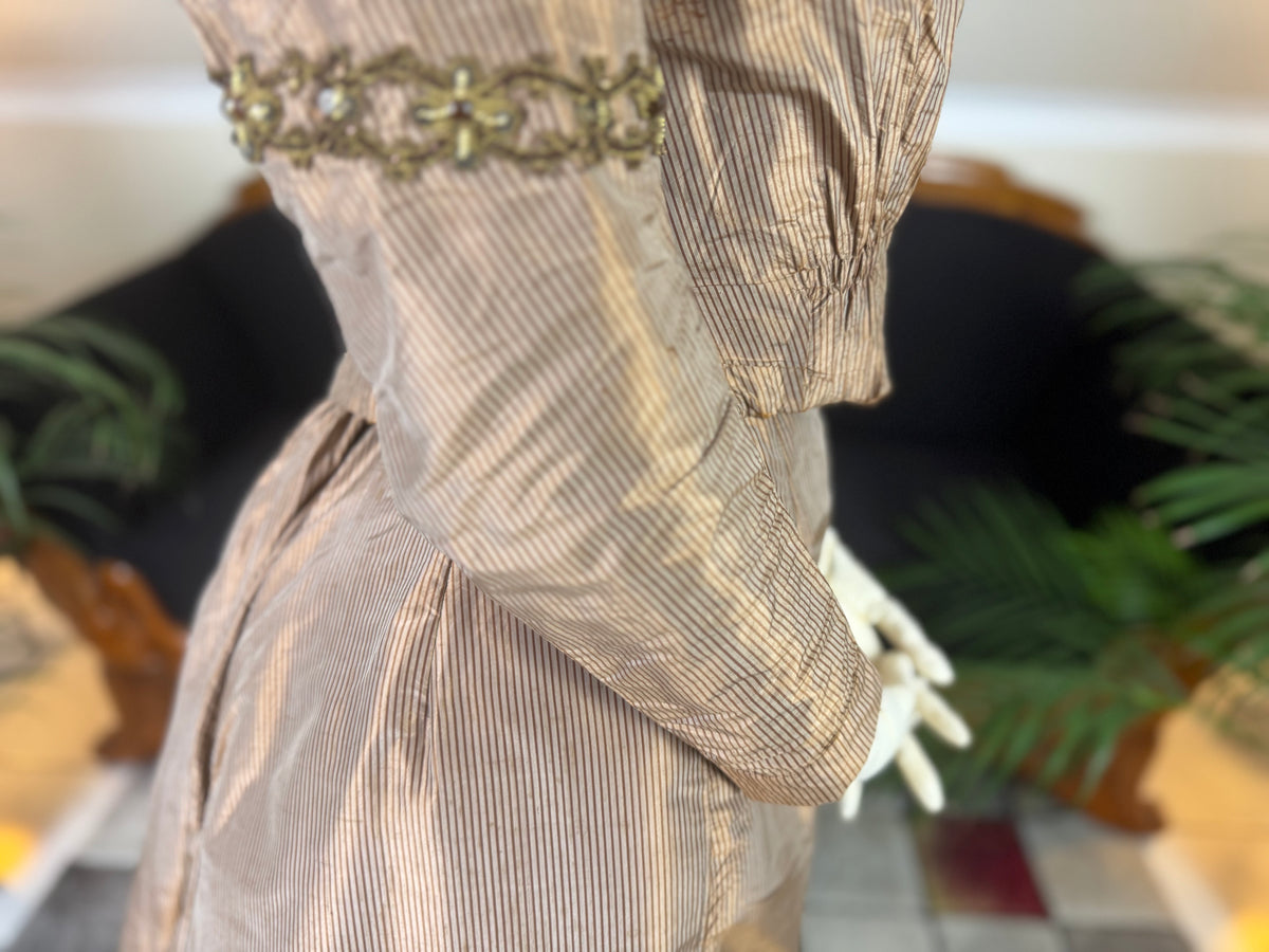Antique Victorian Paper Silk Day Dress – England circa 1898
